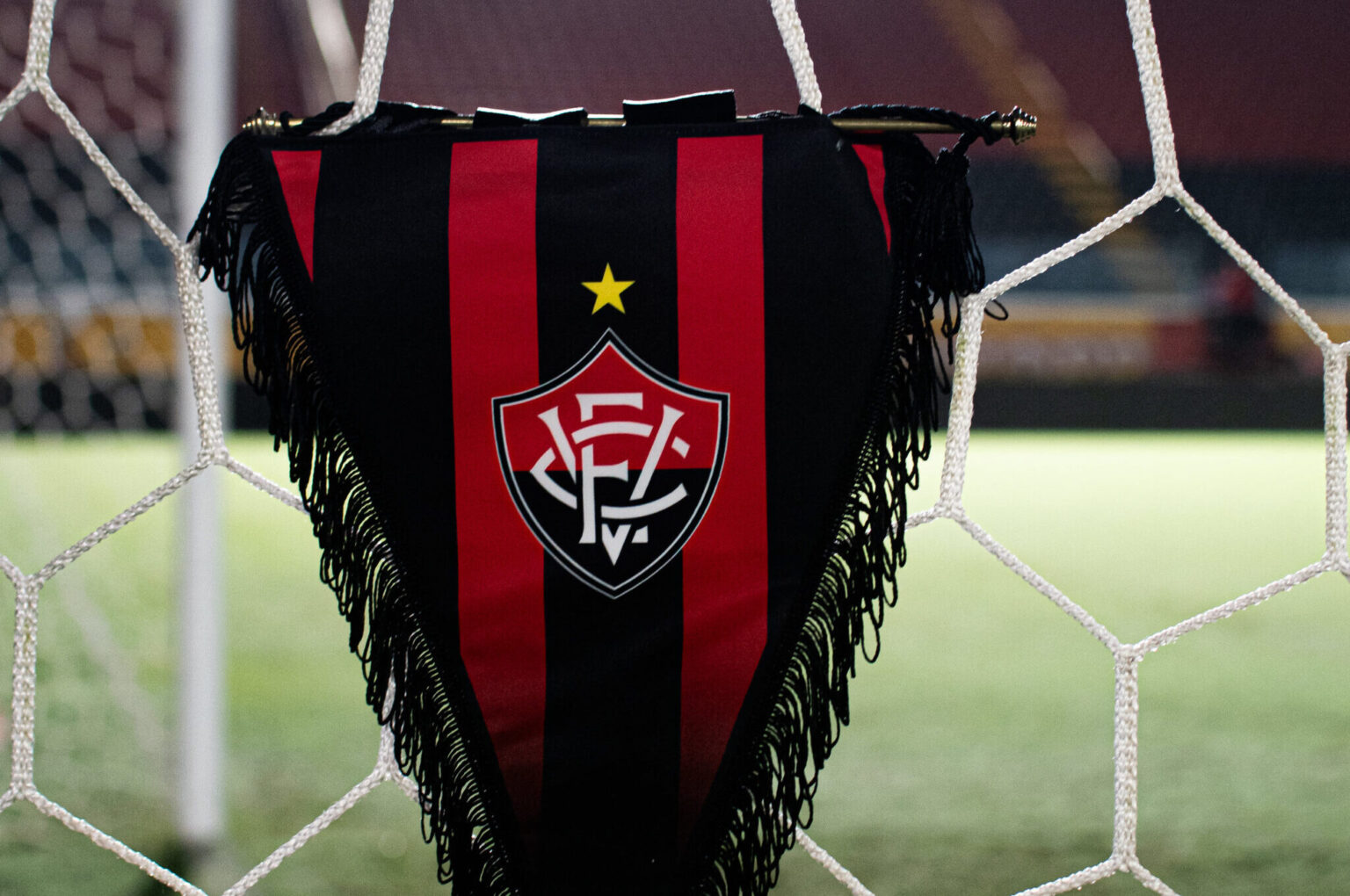 Vitória acerta com os argentinos Pochettino e Brítez para a sequência da Série A